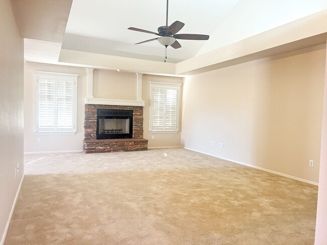 Foto del edificio - Adorable 3 bedroom 2 bath in Northeast El ...