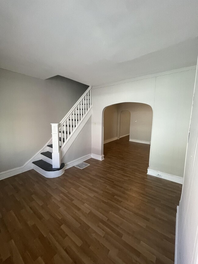 Photo - 2828 W Clementine St House