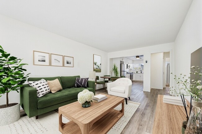 Foto del edificio - Reseda Apartments