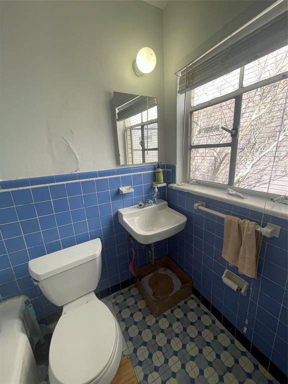 Foto del edificio - 1823 W Main St