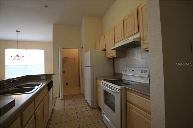Building Photo - 5519 Legacy Crescent Pl