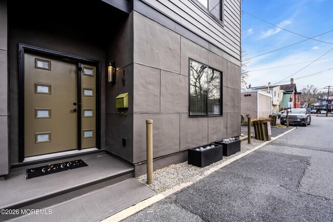 Foto del edificio - 10 McCready's Alley