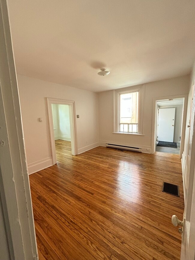 Building Photo - 138 Paisley St
