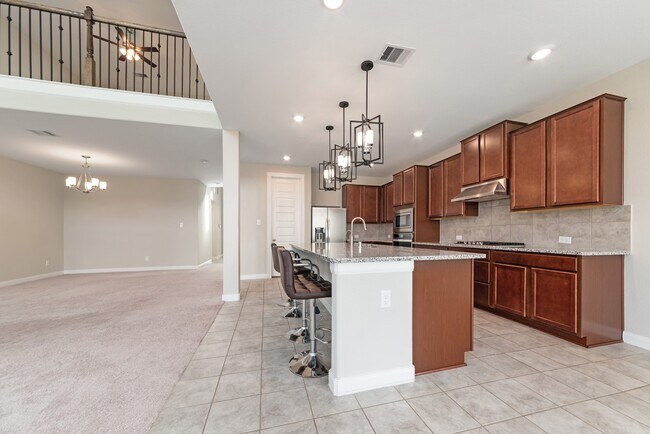 Foto del edificio - 1984 Highland Meadows Dr