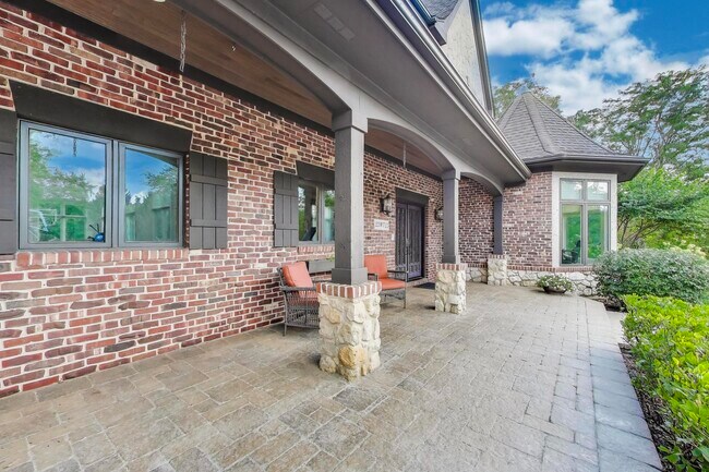 Foto del edificio - 23W711 Hobson Rd