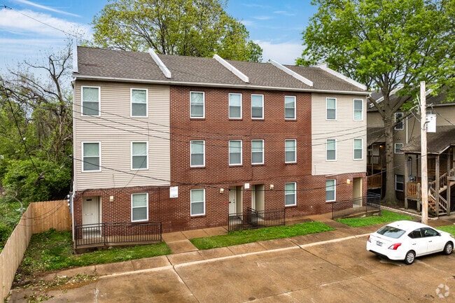Building Photo - College Hill Apartments