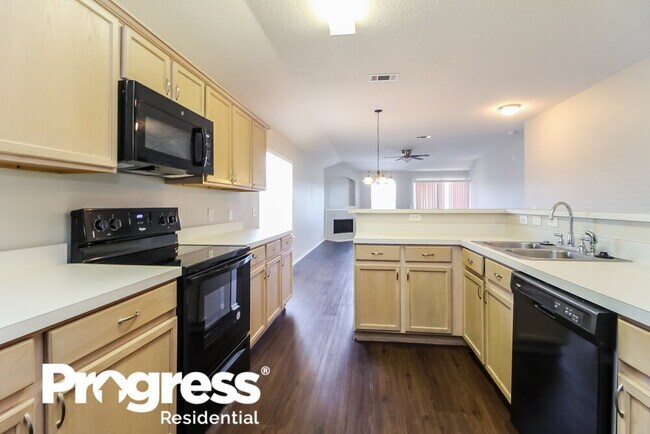 Building Photo - 809 Cascade Dr