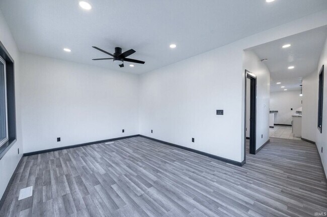 Building Photo - 708 S 22nd St