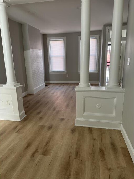 Building Photo - 1314 W Wishart St