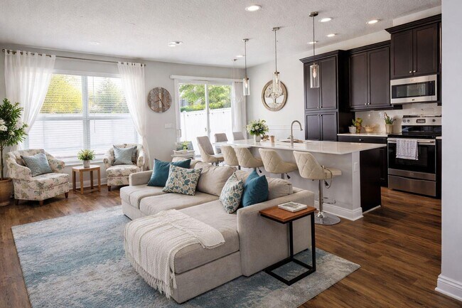 Building Photo - 1067 Rio Ct