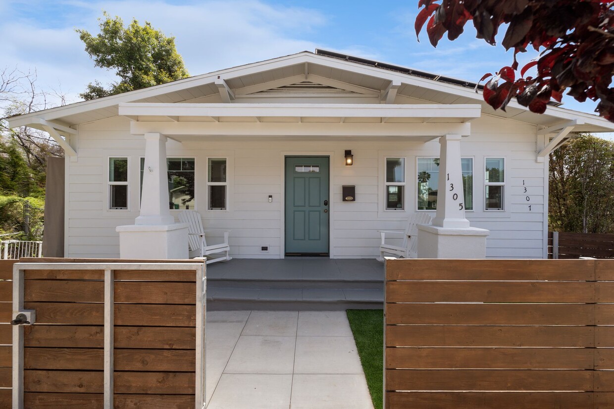 Foto principal - 1305 27th St