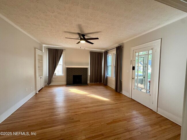 Foto del edificio - 1211 Cherry St