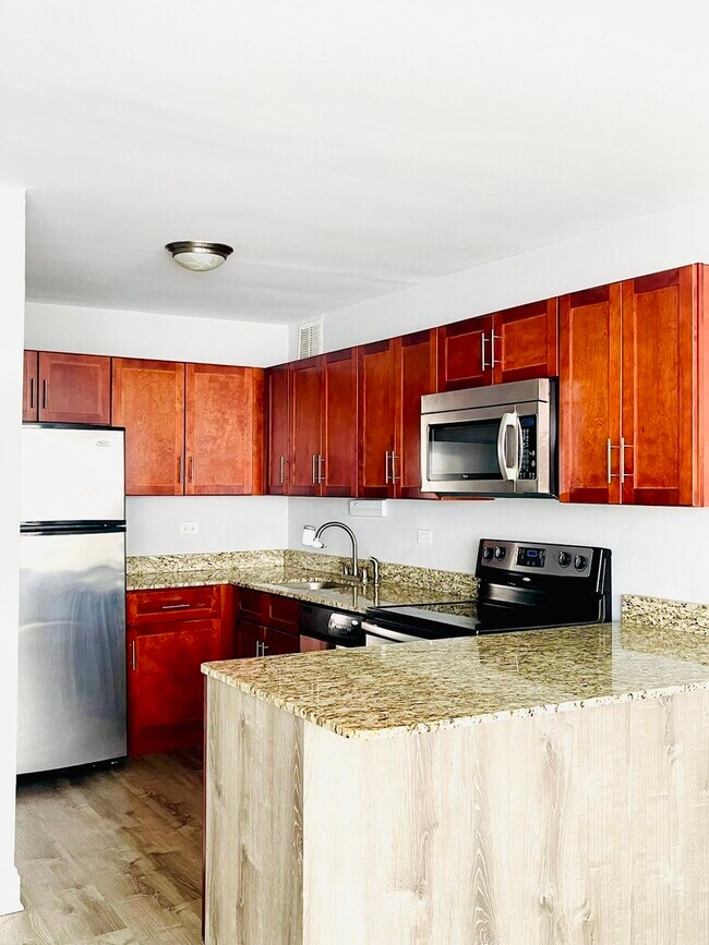 Foto del edificio - 655 W Irving Park Rd