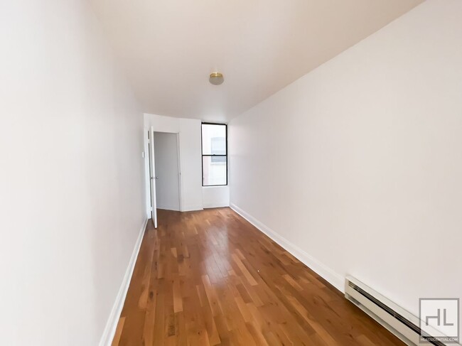 Foto del edificio - Spacious Bushwick 2-Bed 1-Bath / Maria Her...