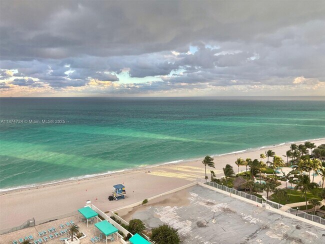 Foto del edificio - 3725 S Ocean Dr