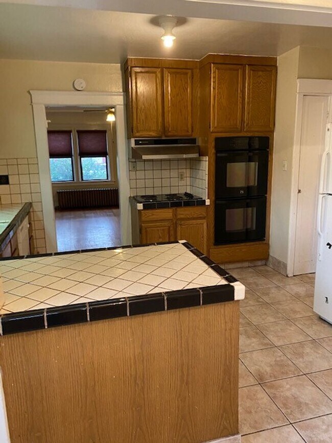 Foto del edificio - 62 S Wells Ave