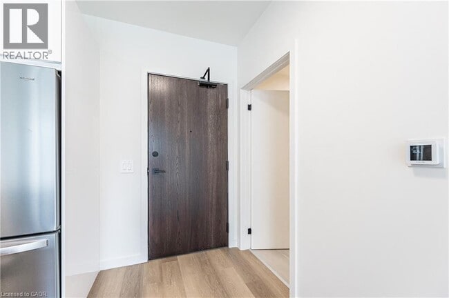 Building Photo - 24 Union St E