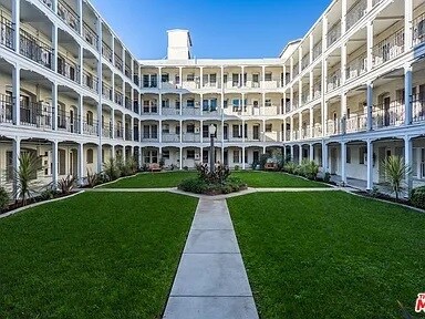 Foto del edificio - 4125 S Figueroa St