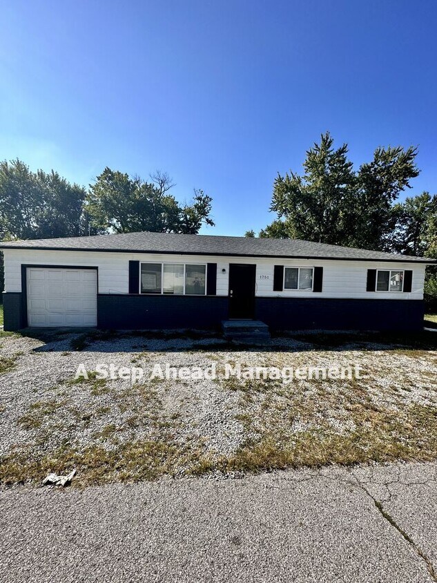 1751 Atlantic St, Indianapolis, IN 46227 House Rental in Indianapolis