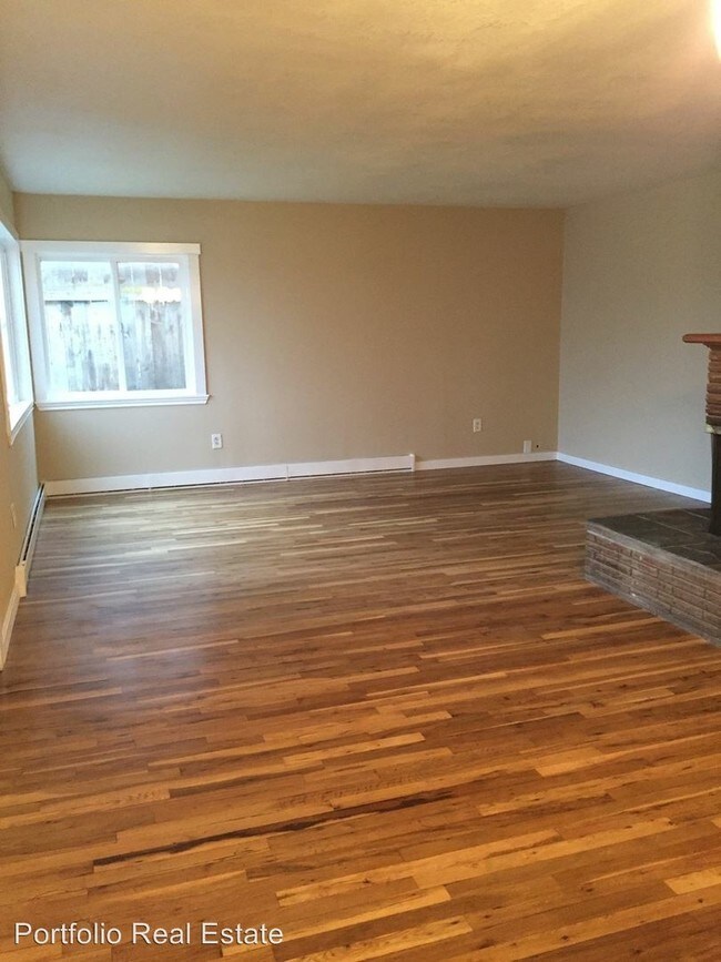 Building Photo - 4 br, 2 bath House - 517 Ash St