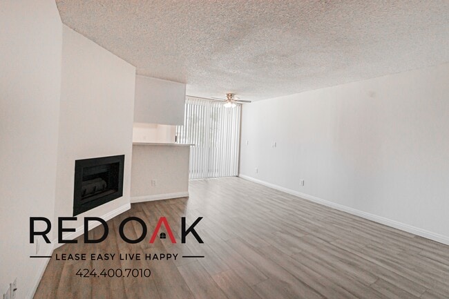 Building Photo - 8309 Cedros Ave