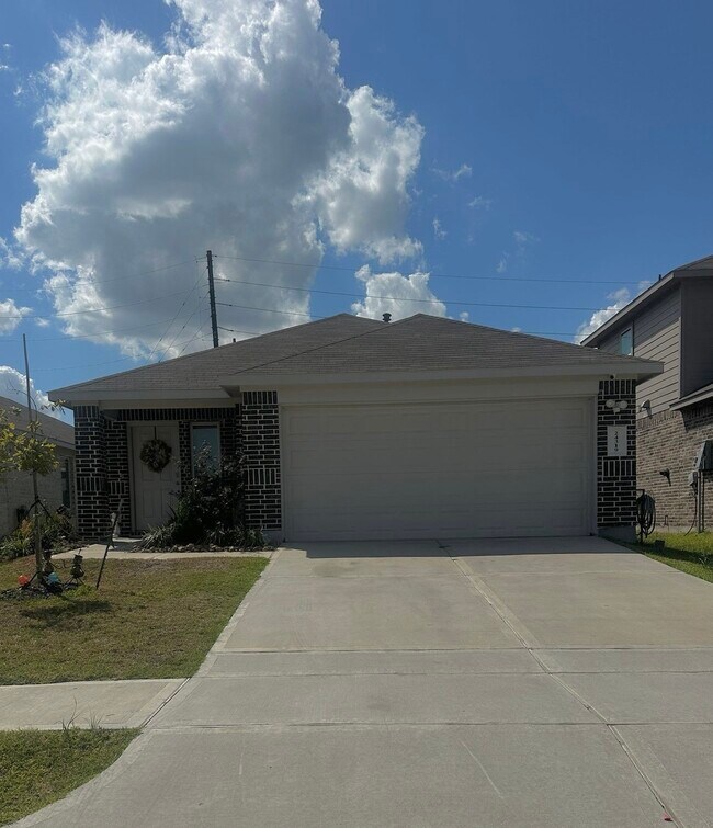 Building Photo - 24319 Springfield Valley Dr