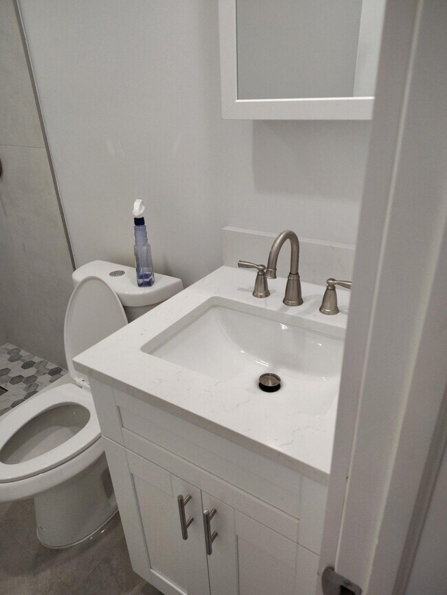 Foto del edificio - 4951 SW 28th Terrace