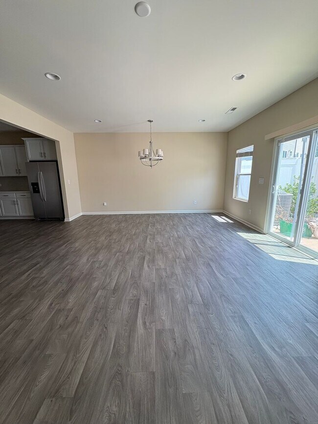 Building Photo - 3BR/2.5BA Townshoue in Mallard Creek