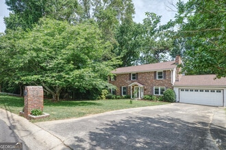Building Photo - 5083 Chestnut Forest Ct