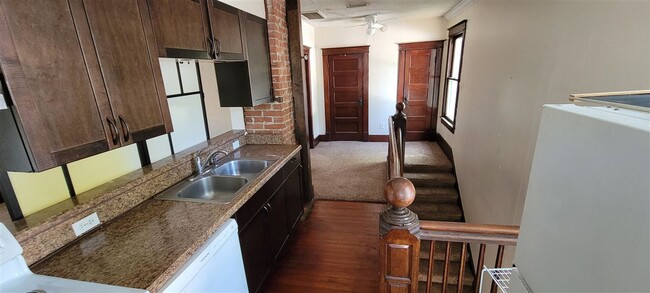 Building Photo - 167 San Marco Ave
