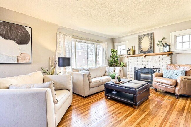 Foto del edificio - 17 13th Ave SW