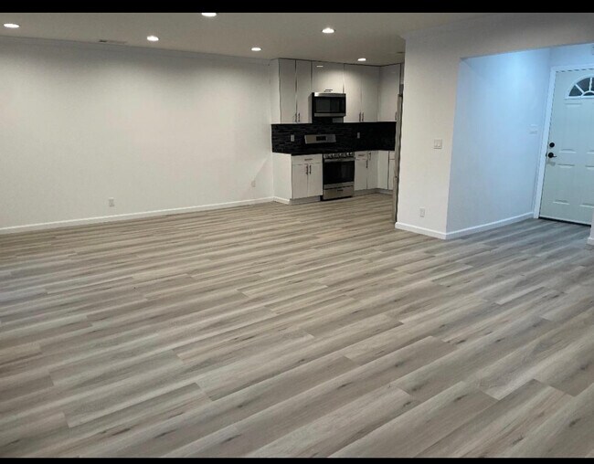 Foto del edificio - 8054 Etiwanda Ave