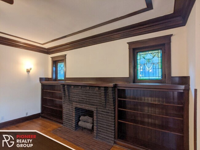 Foto del edificio - 2823 W Logan Blvd