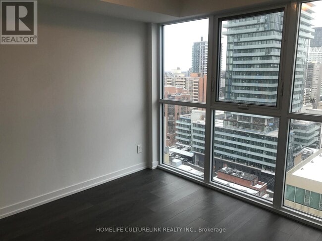 Building Photo - 125 Redpath Ave