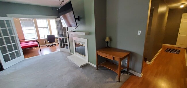 Building Photo - 5803 Waterman Blvd