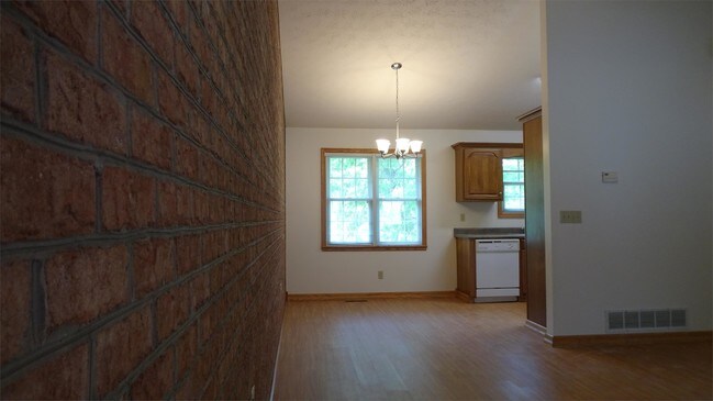 Foto del edificio - 2 Seneca Ct