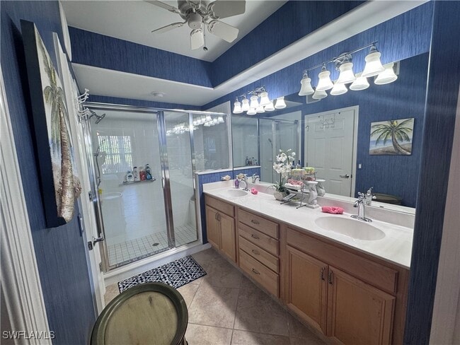 Foto del edificio - 5705 Mayflower Way