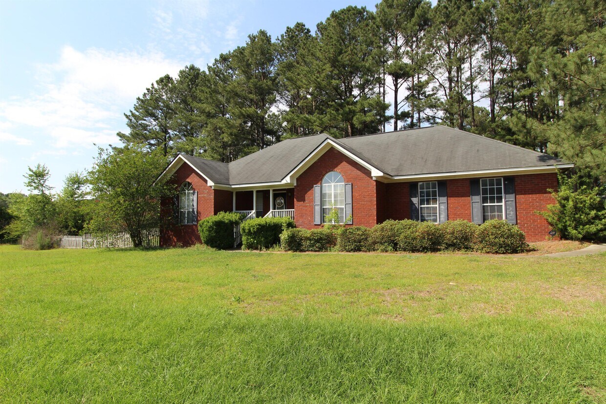 2508 Westover Dr, Statesboro, GA 30458 House Rental in Statesboro, GA