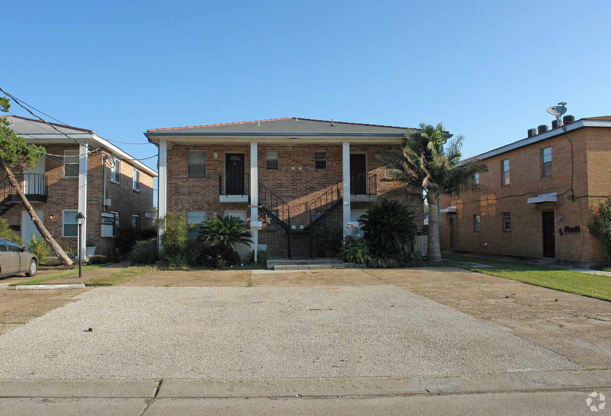 Building Photo - 4525 Yale St
