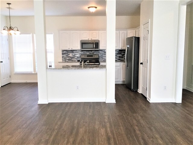 Foto del edificio - 2558 Sunberry Ln NW