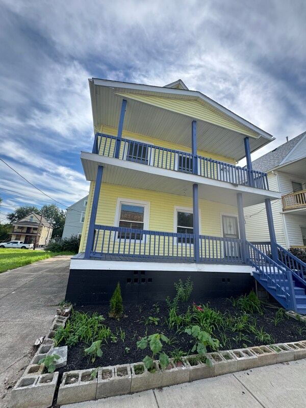 Foto principal - 2531 E 80th St