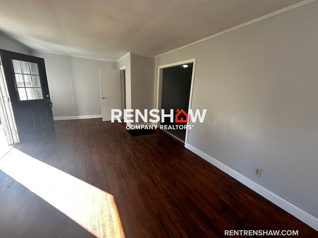 Foto del edificio - 2615 E Mitchell St