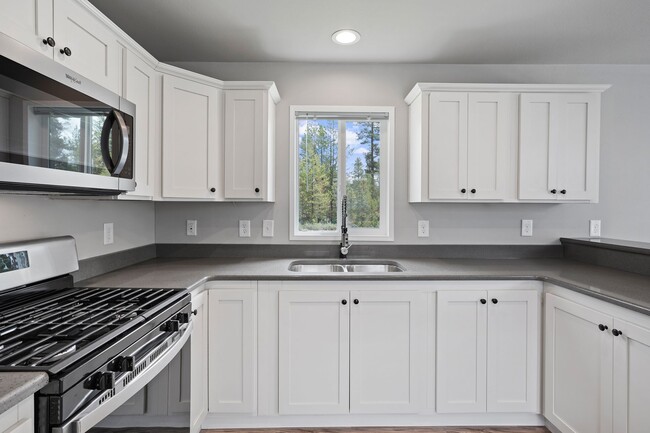 Building Photo - Welcome to Drafter Valley! Spring Into Sav...
