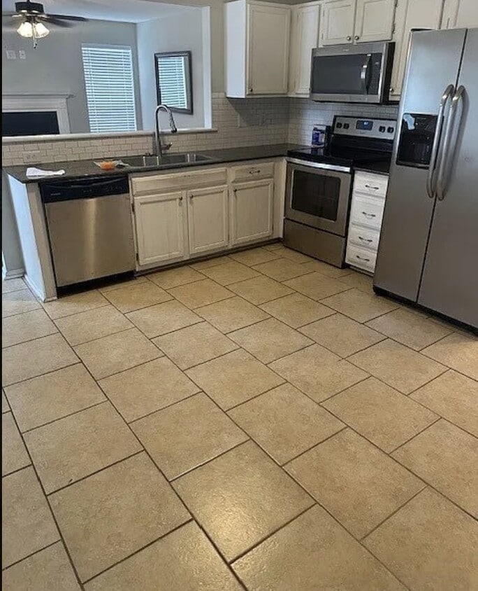 Foto del edificio - 520 Timber Crest Dr
