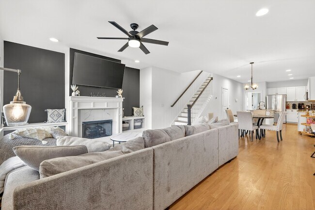 Photo - 5509B Louisiana Ave House