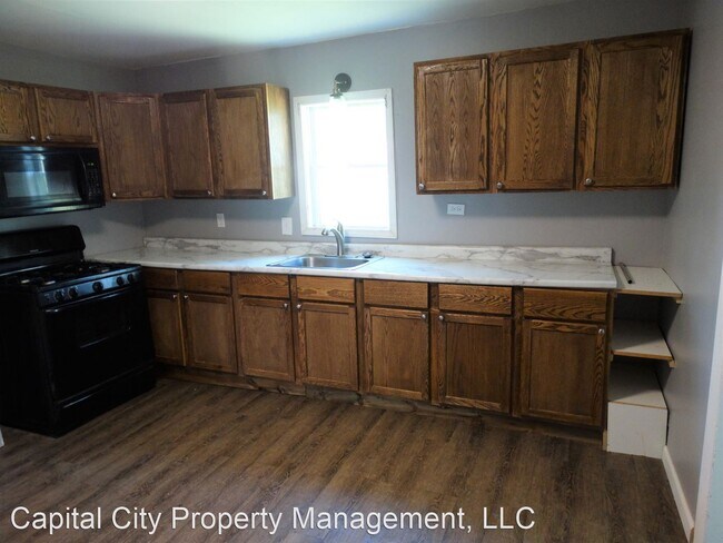 Building Photo - 2 br, 1 bath House - 1016 EAST BEECHER