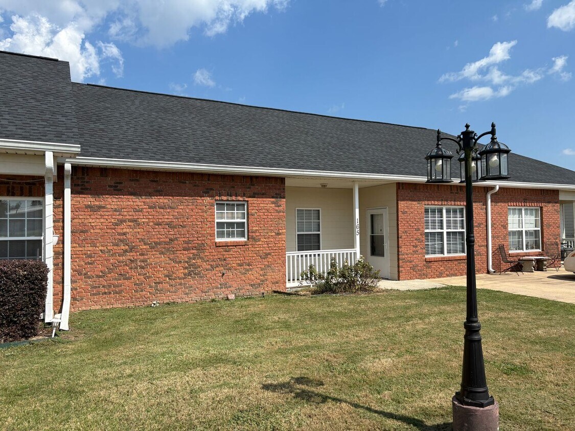 Primary Photo - 1 bed, 1 bath for rent!