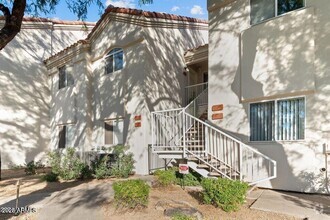 Building Photo - 10401 N 52nd St