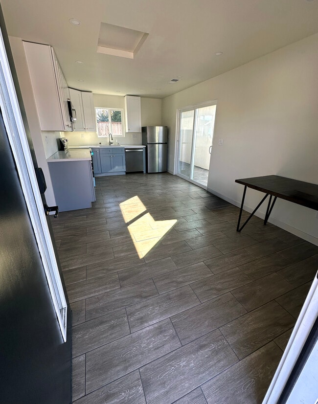 Foto del edificio - 11090 Sanchez St