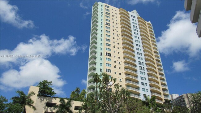 Foto del edificio - 2475 Brickell Ave